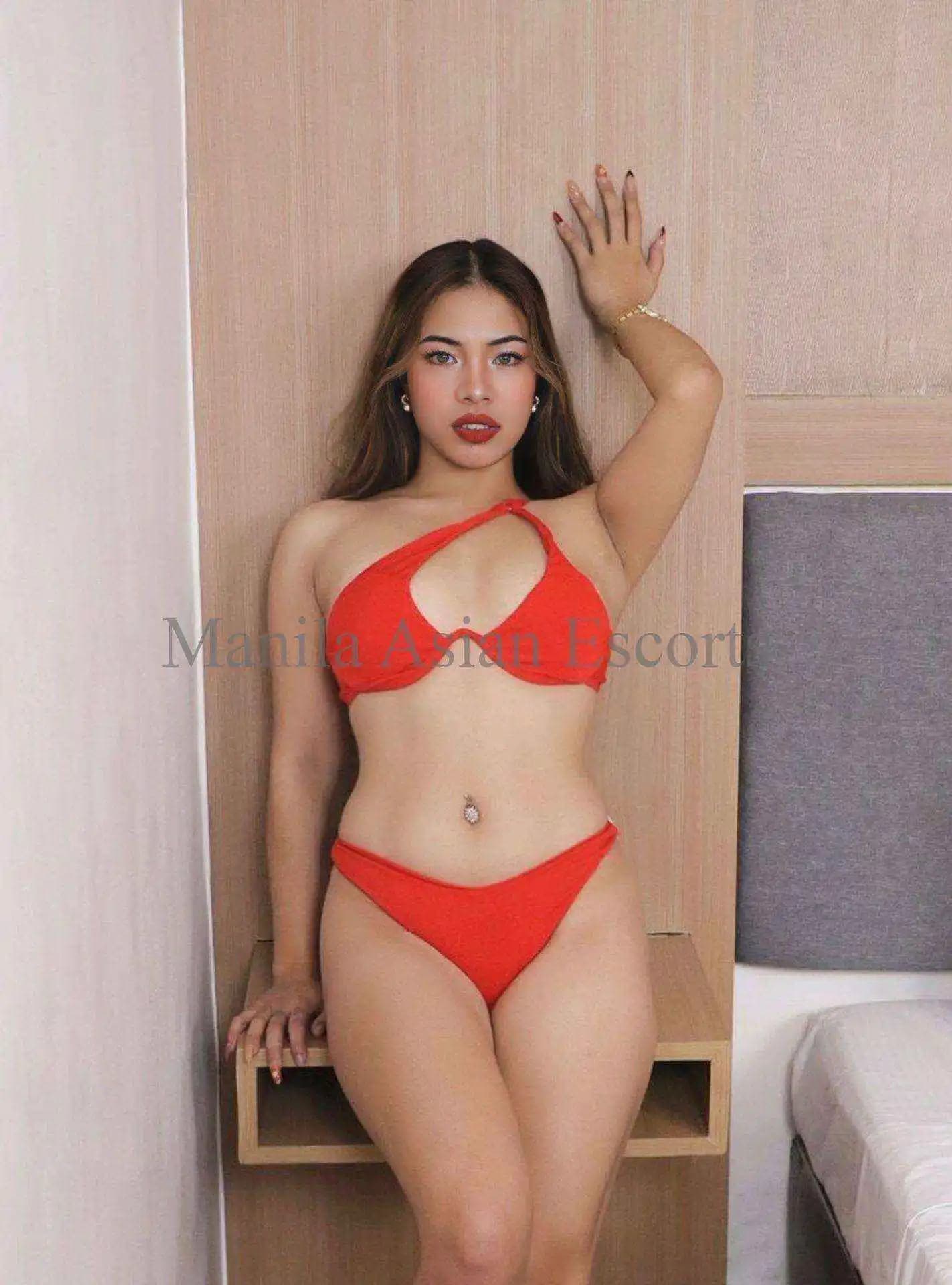 Ash Female escort in Manila