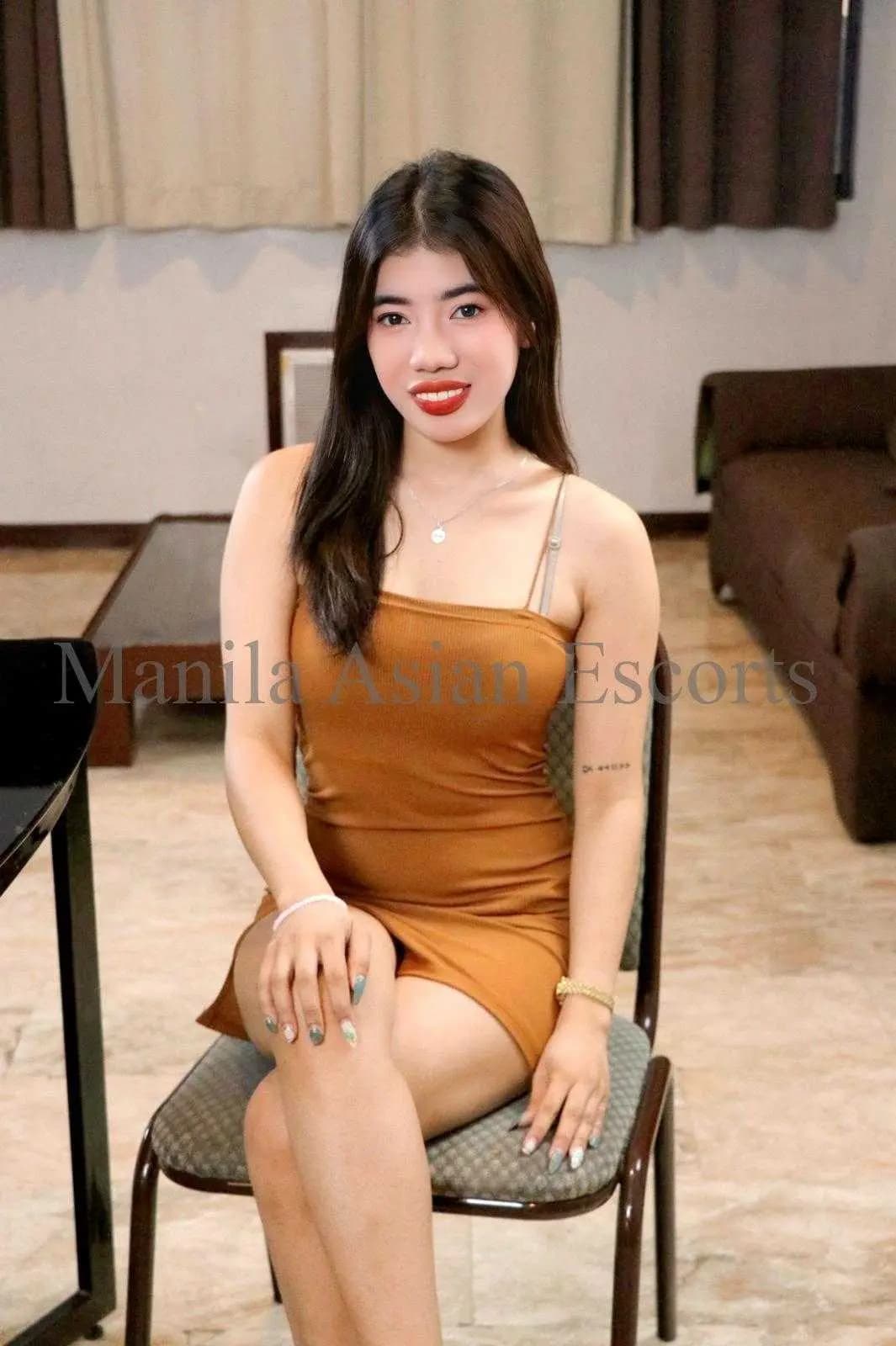 Stephanie Female escort in Makati