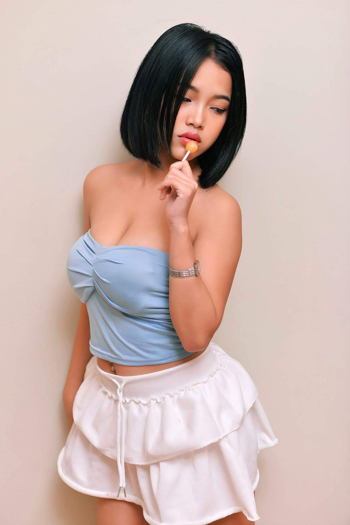 Juno Female escort in Manila