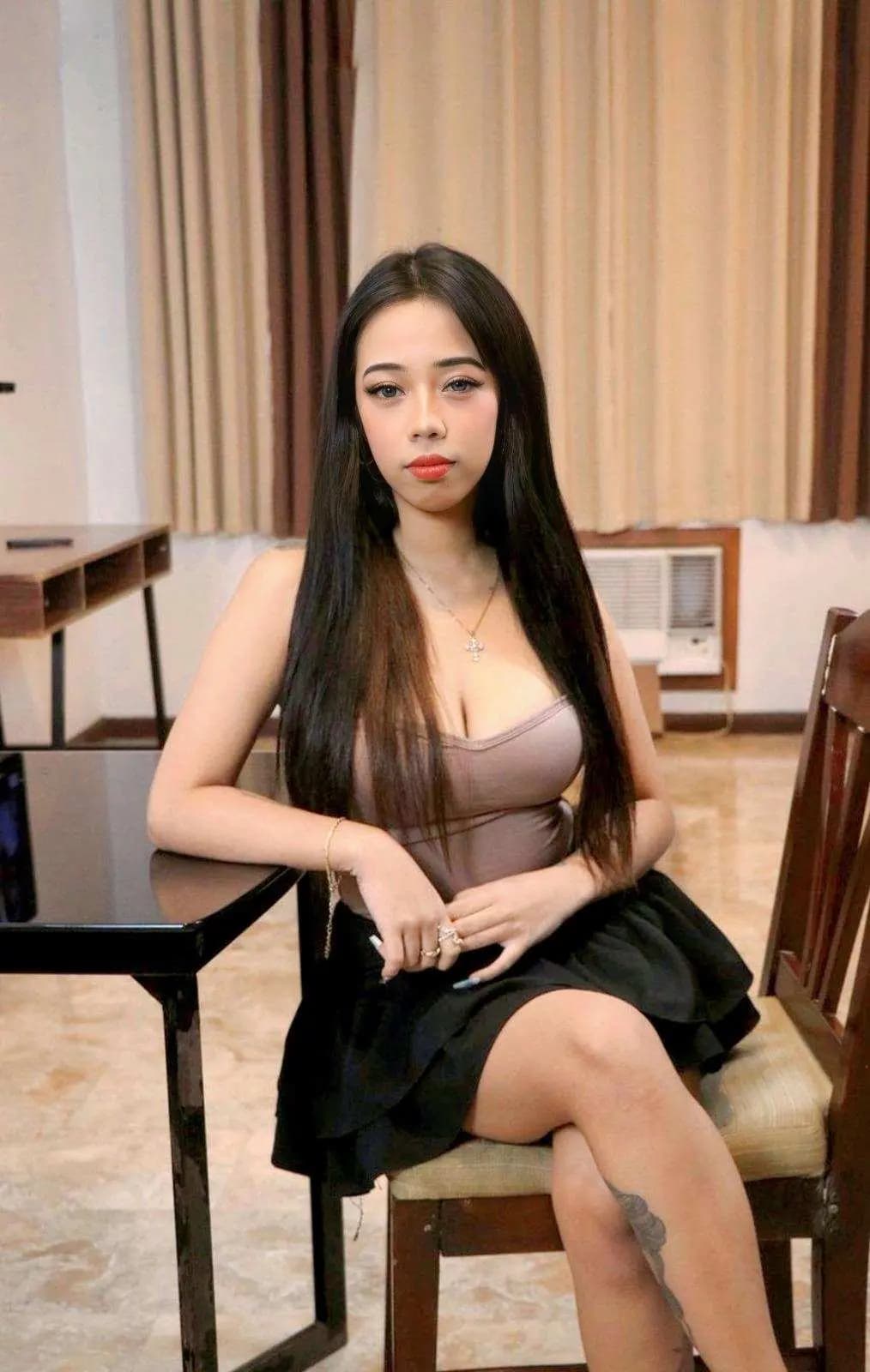 Hennesy Female escort in Makati