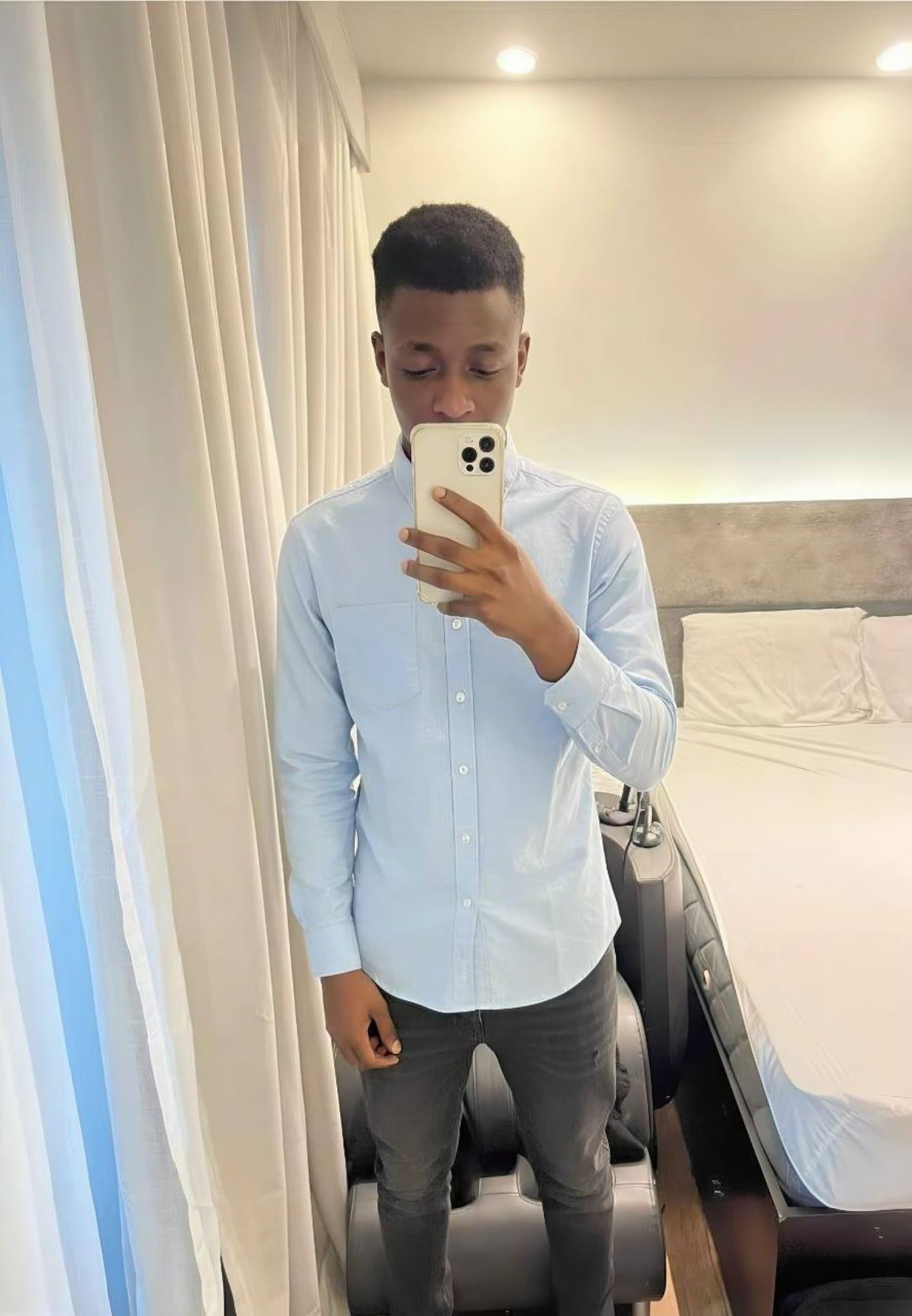 Viktor male escort in Bonifacio Global City - boyfriend-experience, full-service, overnight-stay photo 8 of 8